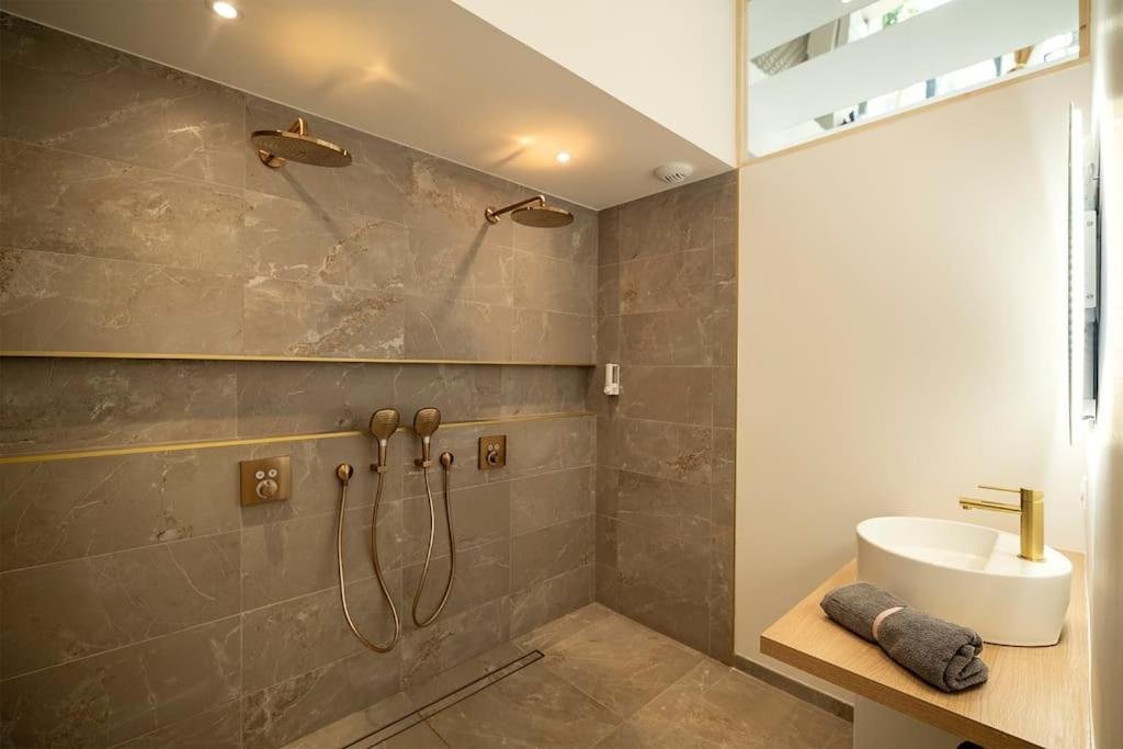Appartement Loft De Luxe Le Chic, Grand Jacuzzi, Vue Port De Plaisance à Saint-Valery-en-Caux Extérieur photo